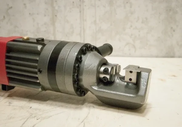 Przecinarka prętów zbrojeniowych 230V 4-16mm uchwyt z tyłu Wrocław